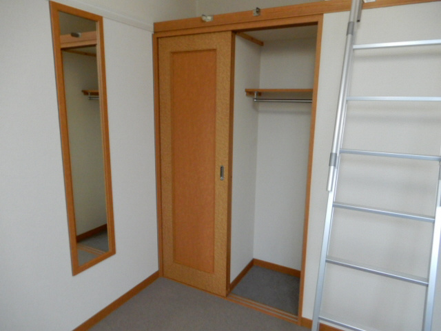 レオパレスＩ　ＴＯ　Ｕの収納