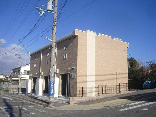 神戸市垂水区乙木２丁目のアパートの外観