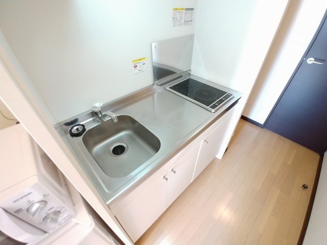 レオネクストディアベルジュⅡのキッチン