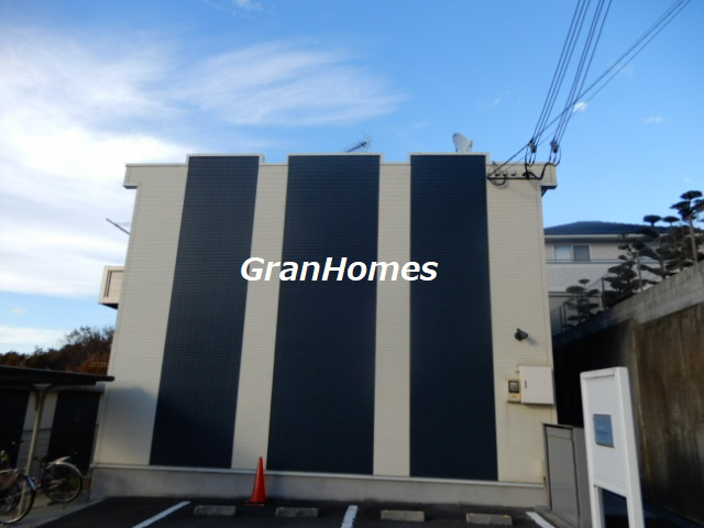 明石市魚住町金ケ崎のアパート