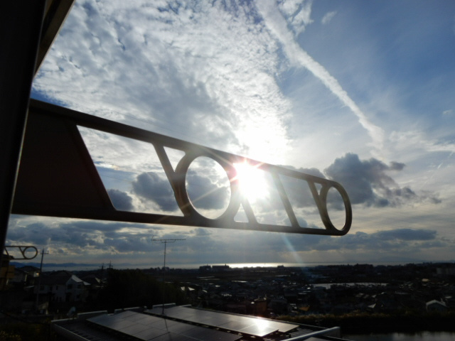 明石市魚住町金ケ崎のアパートのバルコニー