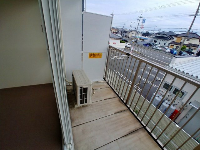 レオパレス明西のバルコニー