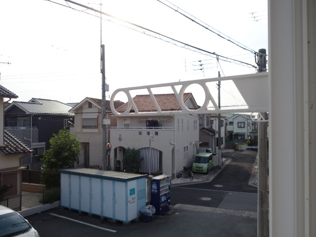 明石市大久保町森田のアパートのバルコニー