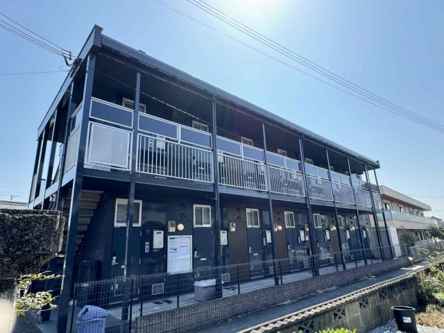 明石市魚住町金ケ崎のアパートの外観