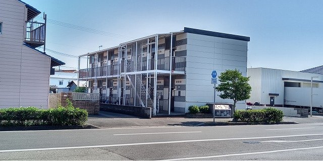 明石市二見町西二見のアパート