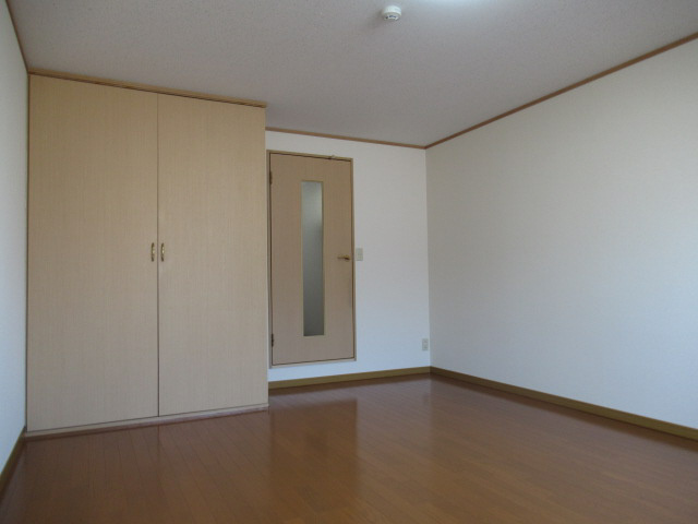 レオパレス神西の寝室