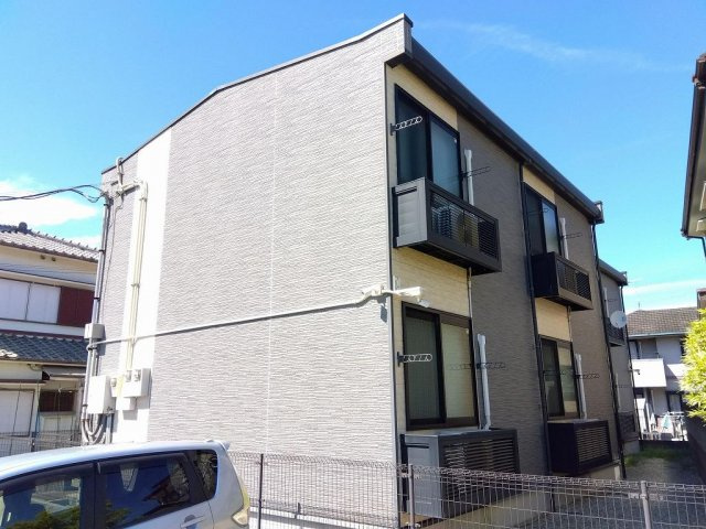 明石市魚住町金ケ崎のアパートの外観