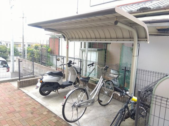 明石市魚住町金ケ崎のアパートのその他|駐輪場