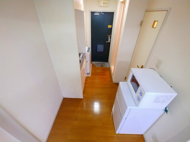 神戸市西区玉津町西河原のアパートの玄関