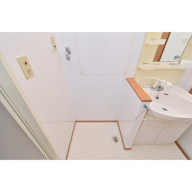 ハイム花みず樹【10.000円キャッシュバック対象物件】の洗面所|広い洗面スペース