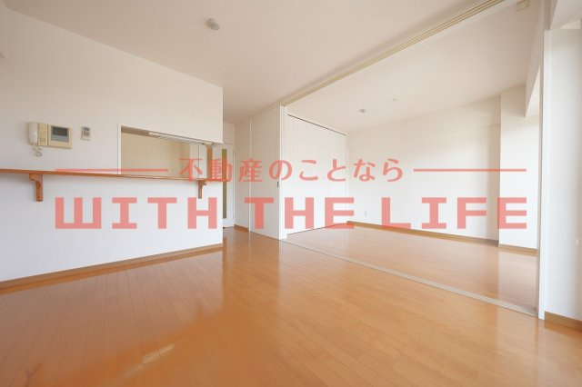 メルローズアソウの居間・リビング|洋室です