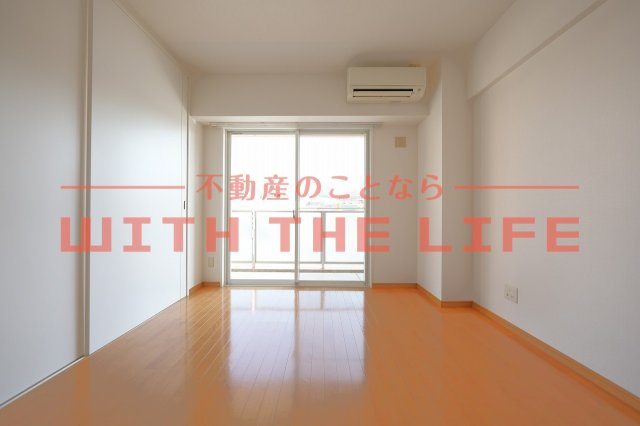 メルローズアソウの洋室|落ち着いて過ごせるお部屋なので、寝室にいかがでしょうか