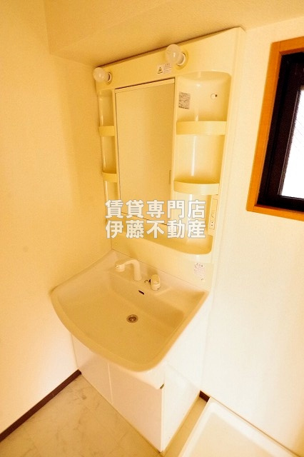 CASA NISHIKAWAの独立洗面台