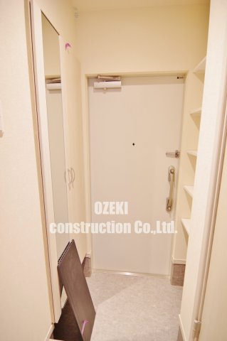 グリシーヌ登戸の玄関|※建築中の写真になります。