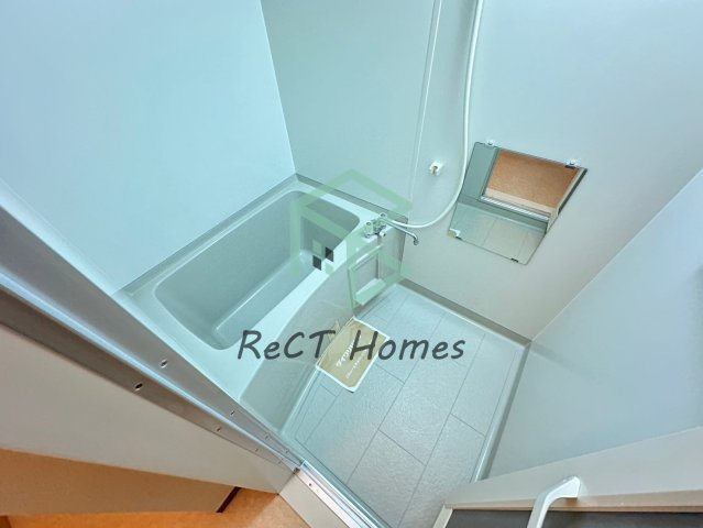 キャメロット飾磨B棟の浴室