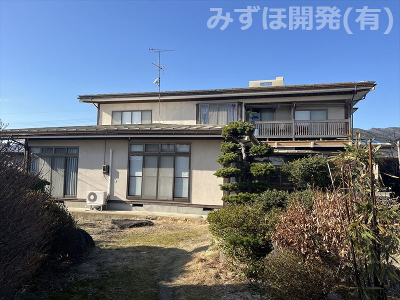 東根市本丸南2-2-16の外観|庭からの外観の様子