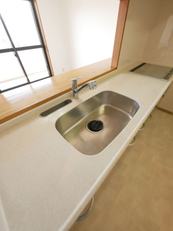 【キッチン】 | 甲府市国母8丁目 Ｈ12年築 ラフィーネ国母 内装一新 5階 | シンク　水栓は新品交換済み