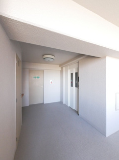 【その他共用部分】 | 5階エレベーター乗降口