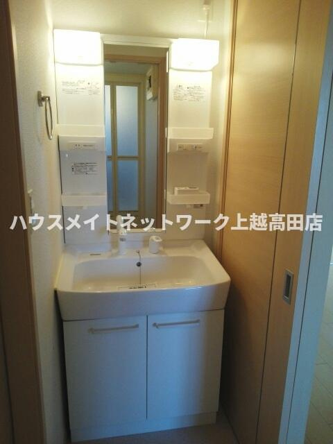 アルバ・ソーレの洗面所|洗髪洗面化粧台