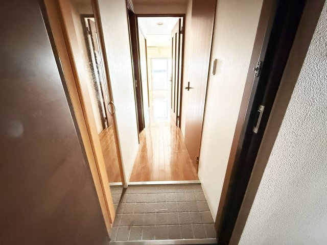 ロイヤルリバーの玄関