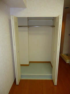 【洋室】 | ※写真は同物件内、別のお部屋の様子です