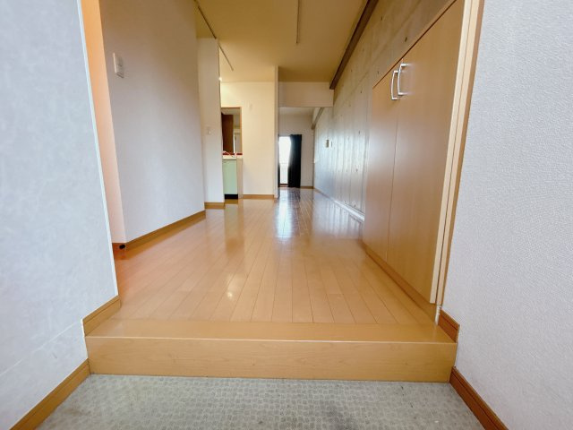ひまわりやなべの玄関|現状と異なる場合は現状優先となります