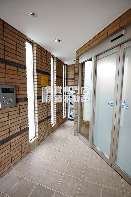 I・H・K 駒止のエントランス