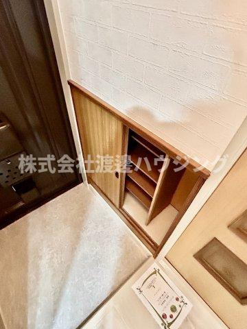 紙谷第3マンションの収納|玄関収納