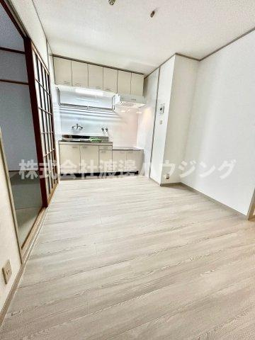 紙谷第3マンションの居間・リビング