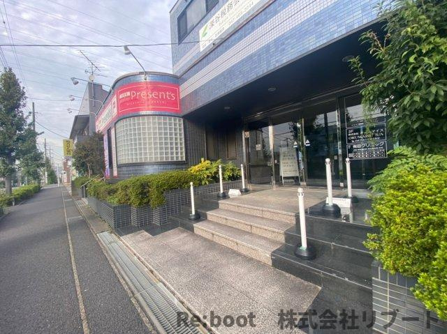 ストーンフィールドビル【事務所テナント】のエントランス