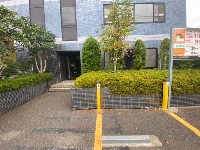 ストーンフィールドビル【事務所テナント】のエントランス