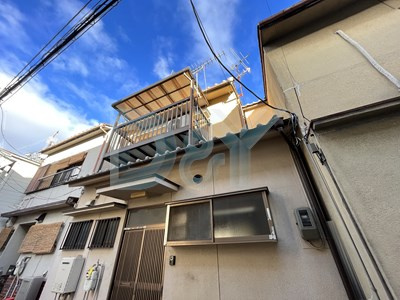 深草ススハキ貸家の外観