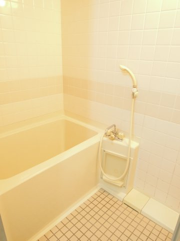 ガーデンヒル平野の浴室