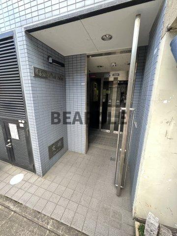 バインオークMETSのエントランス