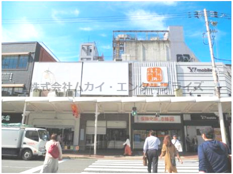 河原町三条店舗の外観