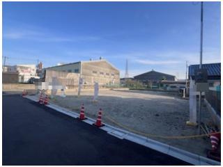 売土地　四條畷市蔀屋本町B号地（建築条件無し更地）の前面道路含む現地写真
