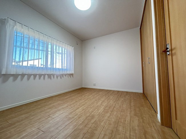 【洋室】 | □■茅ヶ崎市ひばりが丘 中古戸建■□