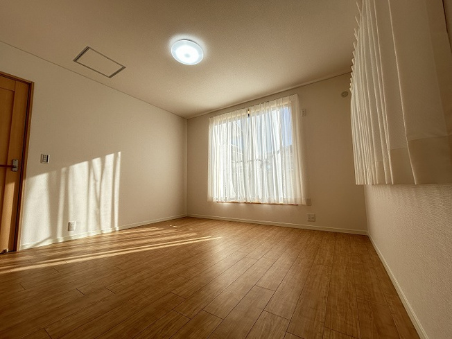 【洋室】 | □■茅ヶ崎市ひばりが丘 中古戸建■□