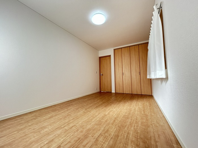 【洋室】 | □■茅ヶ崎市ひばりが丘 中古戸建■□