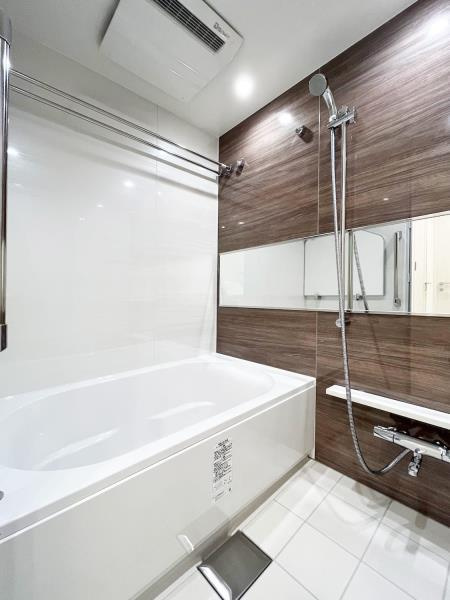 ＢｒｉｌｌｉａＴｏｗｅｒ堂島の浴室