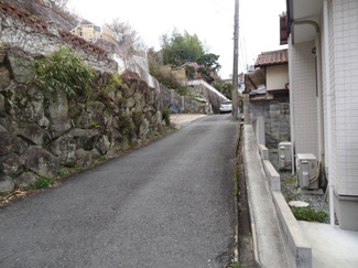 【前面道路含む現地写真】 | 川西市矢問1丁目　中古一戸建て