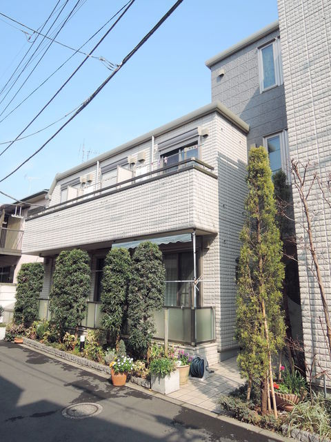 ＥＮＧＵＡＲＤ　アンガルト