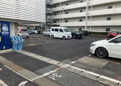 【駐輪場】 | シーサイドパレス平塚　B号棟 | マンションの駐輪場は、事前に空きがあるか確認を取ると安心です。せっかく入居したのに駐輪スペースがない！なんてことになったら大変ですよね。そこで、内見時や購入前にはまず事前に確認しておくと良いでしょう。