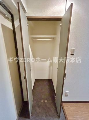 ヴァローレ布施の玄関