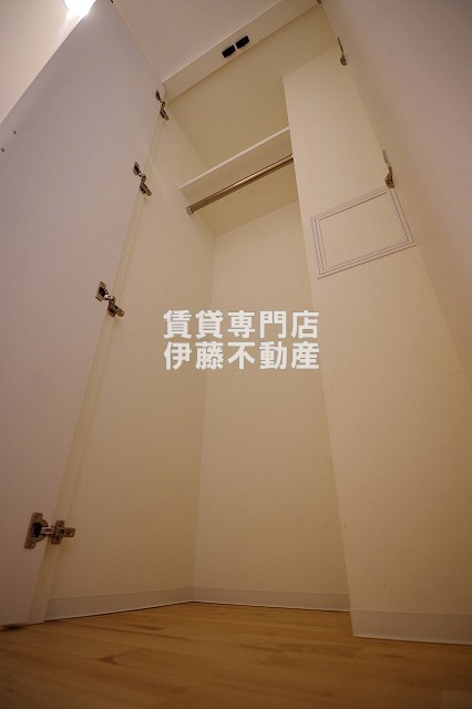 名古屋市北区大曽根１丁目の賃貸マンションの収納