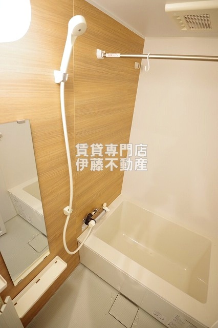 名古屋市北区大曽根１丁目の賃貸マンションの浴室