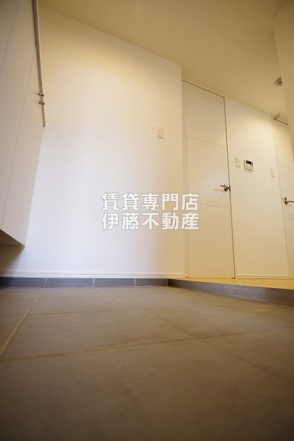 COZY大曽根の玄関