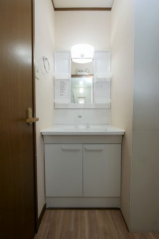 ベル・ビュー松井B棟の洗面所|ベルビュー松井B棟　202　