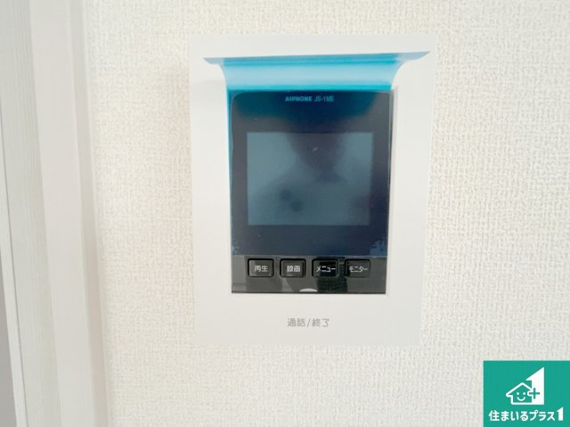 大津市錦織　新築一戸建ての防犯設備|カラーモニターインターホン！声だけでなく来訪者の姿や顔がモニターで確認できるので、小さなお子様がいらっしゃるご家庭でも安心できます！