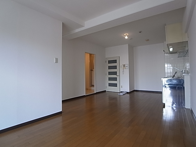 神戸市兵庫区永沢町３丁目の賃貸マンション